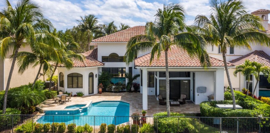 House in Boca Raton, Florida 6 bedrooms, 471.2 sq.m. № 976620
