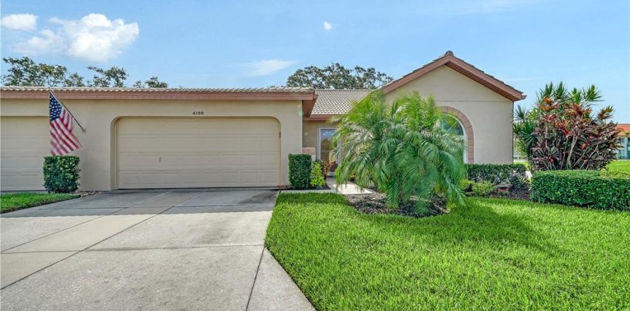 Casa en Sarasota, Florida 2 dormitorios, 141.12 m2 № 1785580