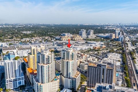 Condominio en venta en Miami, Florida, 1 dormitorio, 78.5 m2 № 1888893 - foto 22
