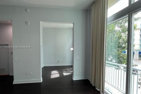 Condominio en venta en Miami, Florida, 1 dormitorio, 78.5 m2 № 1888893 - foto 9