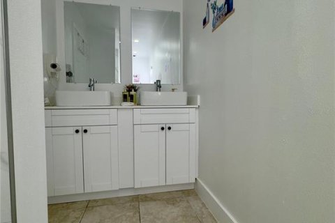 Casa en alquiler en Winter Haven, Florida, 3 dormitorios, 129.23 m2 № 1904512 - foto 13