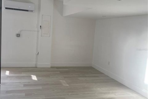Casa en alquiler en Winter Haven, Florida, 3 dormitorios, 129.23 m2 № 1904512 - foto 22