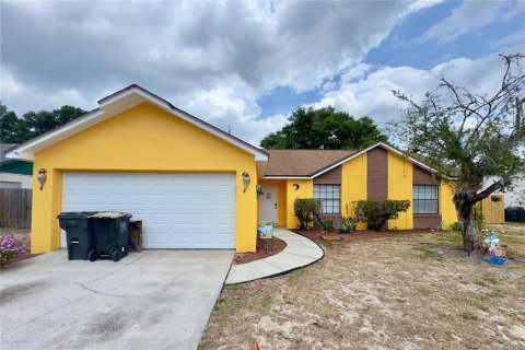 Casa en alquiler en Winter Haven, Florida, 3 dormitorios, 129.23 m2 № 1904512 - foto 1