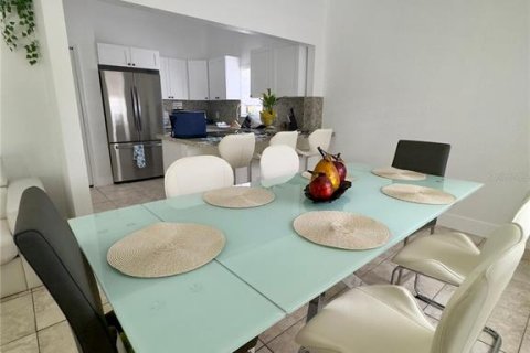 Casa en alquiler en Winter Haven, Florida, 3 dormitorios, 129.23 m2 № 1904512 - foto 7