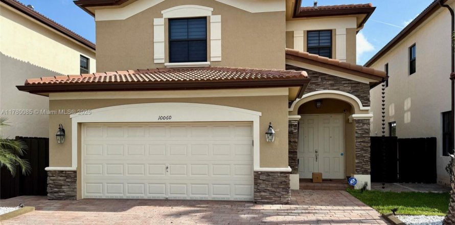 Villa ou maison à Doral, Floride 3 chambres, 228.73 m2 № 2035686