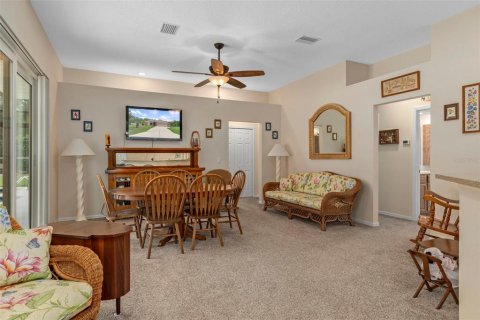 House in Beverly Hills, Florida 3 bedrooms, 180.51 sq.m. № 1915821 - photo 19