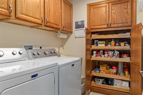 House in Beverly Hills, Florida 3 bedrooms, 180.51 sq.m. № 1915821 - photo 27