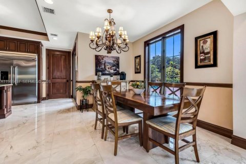 House in Davie, Florida 5 bedrooms, 580.73 sq.m. № 2067796 - photo 18