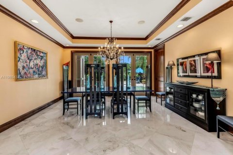 House in Davie, Florida 5 bedrooms, 580.73 sq.m. № 2067796 - photo 12