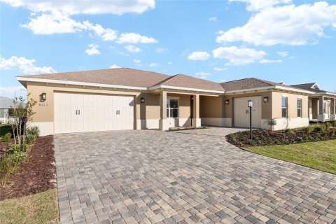 House in Ocala, Florida 3 bedrooms, 220.46 sq.m. № 2166052 - photo 4