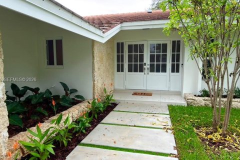 Casa en venta en Palmetto Bay, Florida, 5 dormitorios, 252.88 m2 № 2388032 - foto 6
