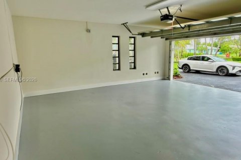 Casa en venta en Palmetto Bay, Florida, 5 dormitorios, 252.88 m2 № 2388032 - foto 9