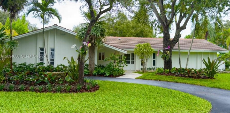 Casa en Palmetto Bay, Florida 5 dormitorios, 252.88 m2 № 2388032