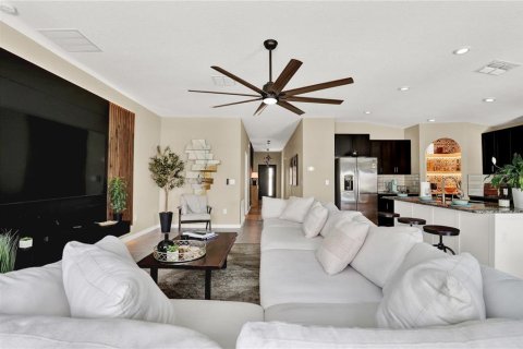 House in Sun City Center, Florida 4 bedrooms, 179.77 sq.m. № 1686744 - photo 17