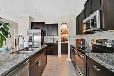 House in Sun City Center, Florida 4 bedrooms, 179.77 sq.m. № 1686744 - photo 20