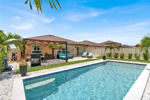 House in Sun City Center, Florida 4 bedrooms, 179.77 sq.m. № 1686744 - photo 6