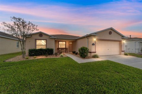 Villa ou maison à Ocala, Floride 3 chambres, 136.57 m2 № 2112962
