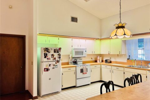 Casa en venta en Lake Mary, Florida, 4 dormitorios, 219.44 m2 № 1531796 - foto 7