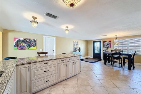 House in Hudson, Florida 2 bedrooms, 123.19 sq.m. № 1918684 - photo 16