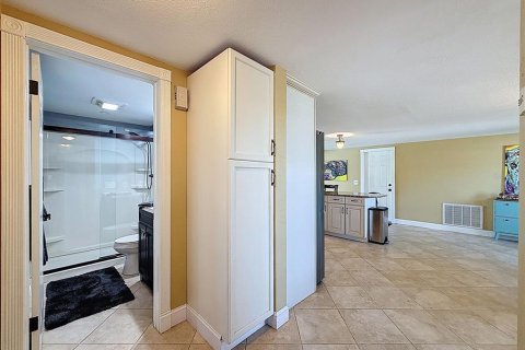 House in Hudson, Florida 2 bedrooms, 123.19 sq.m. № 1918684 - photo 18