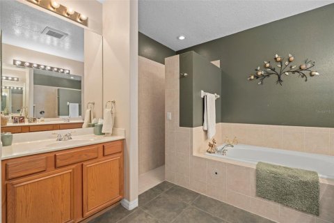 Casa en venta en Apopka, Florida, 3 dormitorios, 262.26 m2 № 2151009 - foto 23