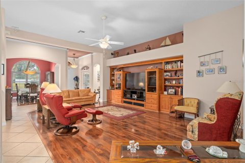 Casa en venta en Apopka, Florida, 3 dormitorios, 262.26 m2 № 2151009 - foto 8