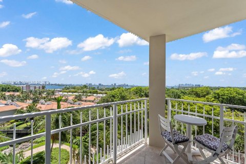 Copropriété à vendre à Miami, Floride: 2 chambres, 141.21 m2 № 1859149 - photo 23