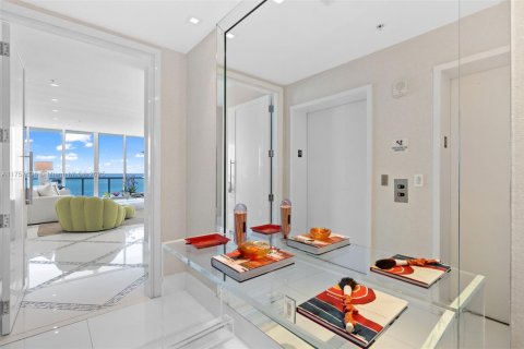 Copropriété à louer à Miami Beach, Floride: 4 chambres, 324.88 m2 № 1868452 - photo 6
