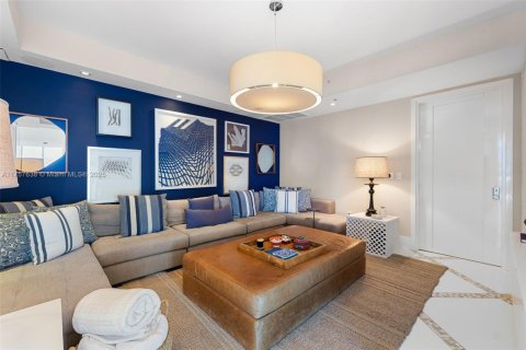 Copropriété à louer à Miami Beach, Floride: 4 chambres, 324.88 m2 № 1868452 - photo 17