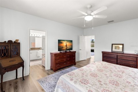 House in Holiday, Florida 4 bedrooms, 209.87 sq.m. № 1805548 - photo 13