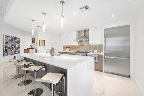 Купить кондоминиум в Форт-Лодердейл, Флорида 2 комнаты, 220.36м2, № 2083056 - фото 7