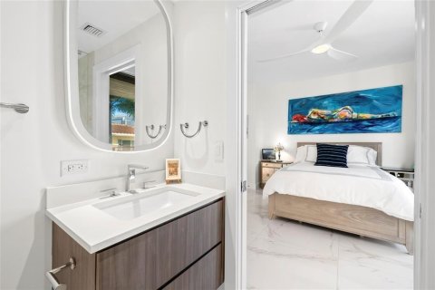 Купить кондоминиум в Форт-Лодердейл, Флорида 2 комнаты, 220.36м2, № 2083056 - фото 27