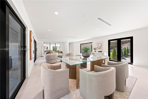 Casa en venta en Palmetto Bay, Florida, 5 dormitorios, 332.4 m2 № 2049536 - foto 11