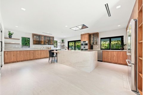 Casa en venta en Palmetto Bay, Florida, 5 dormitorios, 332.4 m2 № 2049536 - foto 15