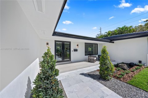 Casa en venta en Palmetto Bay, Florida, 5 dormitorios, 332.4 m2 № 2049536 - foto 9