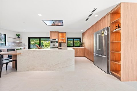 Casa en venta en Palmetto Bay, Florida, 5 dormitorios, 332.4 m2 № 2049536 - foto 20