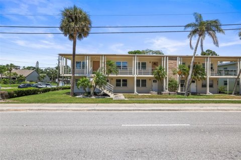 Condo in Saint Petersburg, Florida, 1 bedroom № 2122523