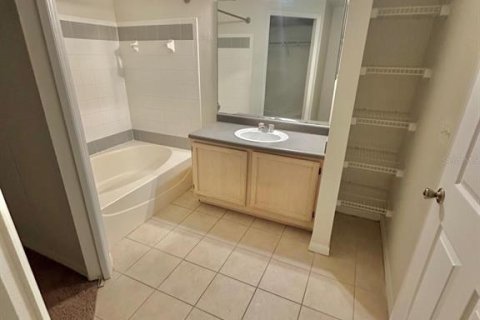 Copropriété à louer à Orlando, Floride: 2 chambres, 102.84 m2 № 2412541 - photo 11