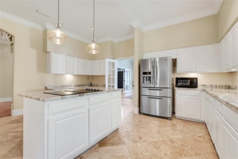 House in Kissimmee, Florida 5 bedrooms, 457.08 sq.m. № 1826389 - photo 14