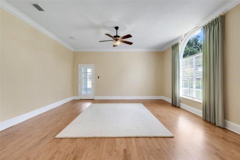 House in Kissimmee, Florida 5 bedrooms, 457.08 sq.m. № 1826389 - photo 9
