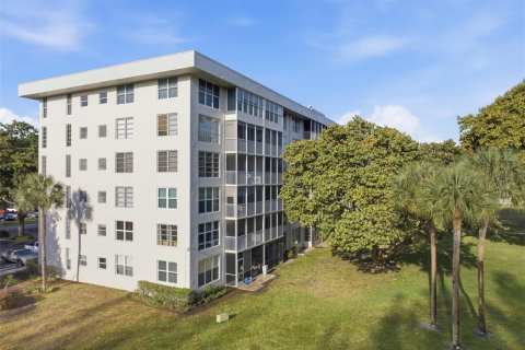Copropriété à vendre à Pompano Beach, Floride: 3 chambres, 139.35 m2 № 2084573 - photo 19