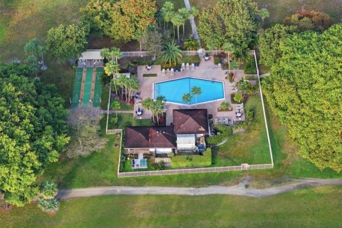 Copropriété à vendre à Pompano Beach, Floride: 3 chambres, 139.35 m2 № 2084573 - photo 25