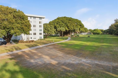 Copropriété à vendre à Pompano Beach, Floride: 3 chambres, 139.35 m2 № 2084573 - photo 22