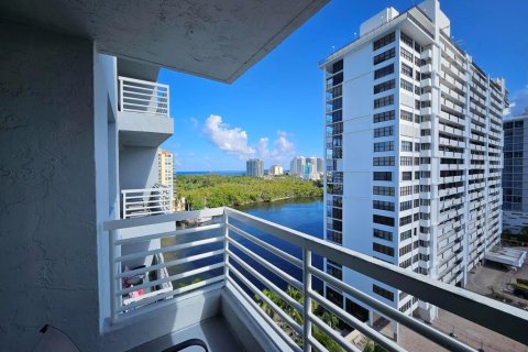 Copropriété à vendre à Fort Lauderdale, Floride: 1 chambre, 54.91 m2 № 2183042 - photo 13