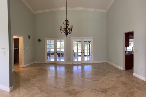 Villa ou maison à louer à Southwest Ranches, Floride: 6 chambres, 376.44 m2 № 1730548 - photo 26