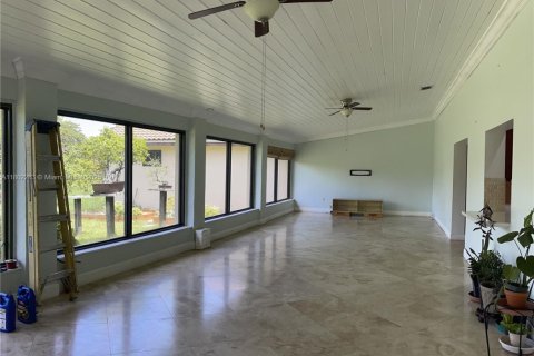 Villa ou maison à louer à Southwest Ranches, Floride: 6 chambres, 376.44 m2 № 1730548 - photo 25