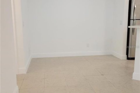 Condominio en alquiler en Orlando, Florida, 3 dormitorios, 116.41 m2 № 2122922 - foto 6
