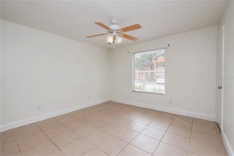 Condominio en alquiler en Orlando, Florida, 3 dormitorios, 116.41 m2 № 2122922 - foto 17