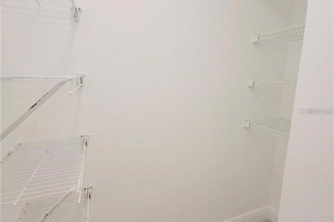 Condominio en alquiler en Orlando, Florida, 3 dormitorios, 116.41 m2 № 2122922 - foto 12