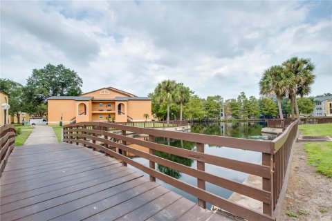 Condominio en alquiler en Orlando, Florida, 3 dormitorios, 116.41 m2 № 2122922 - foto 27